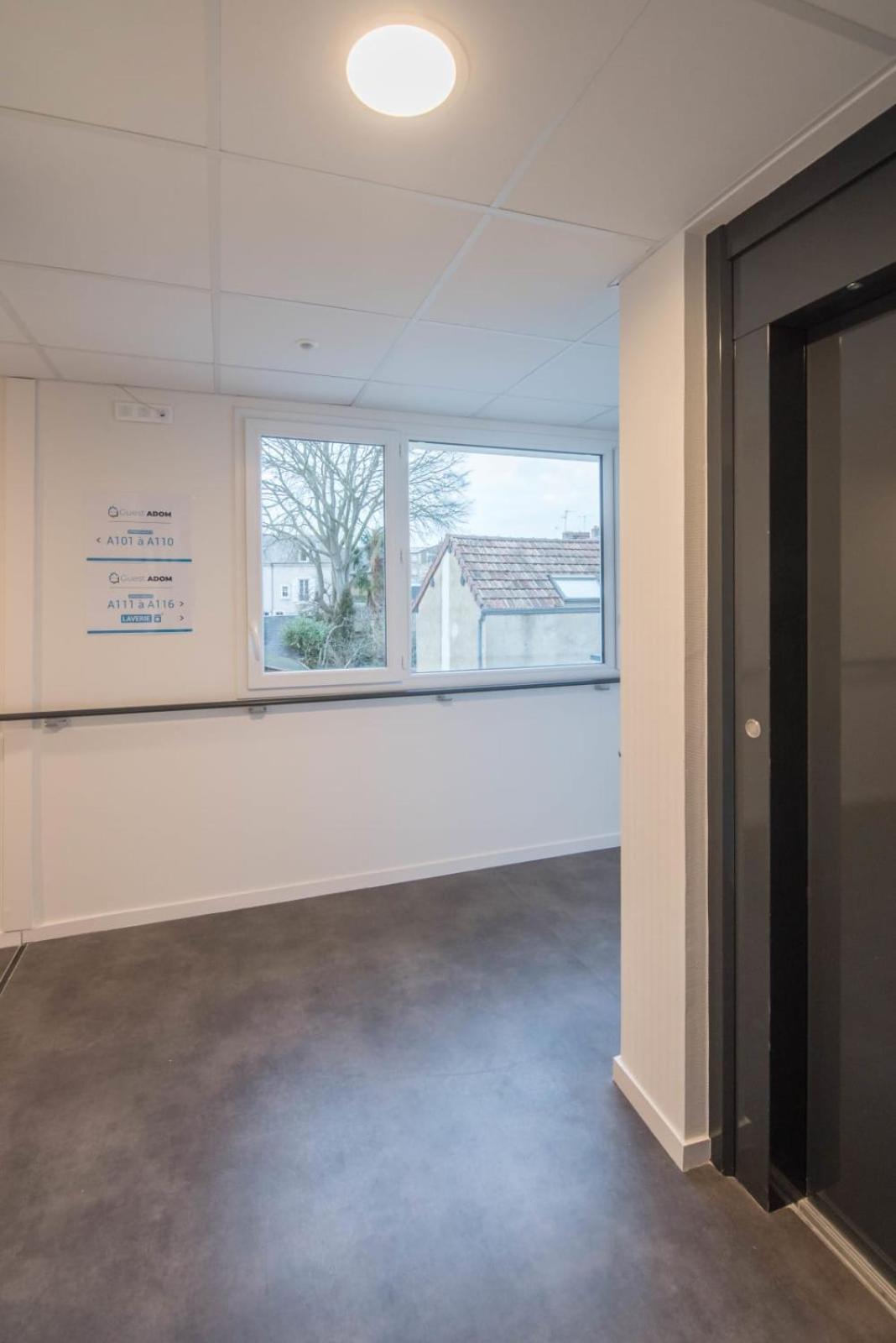 CAMILLE - Studio proche gare, wifi, arrivée 24 24 Le Mans Exterior foto